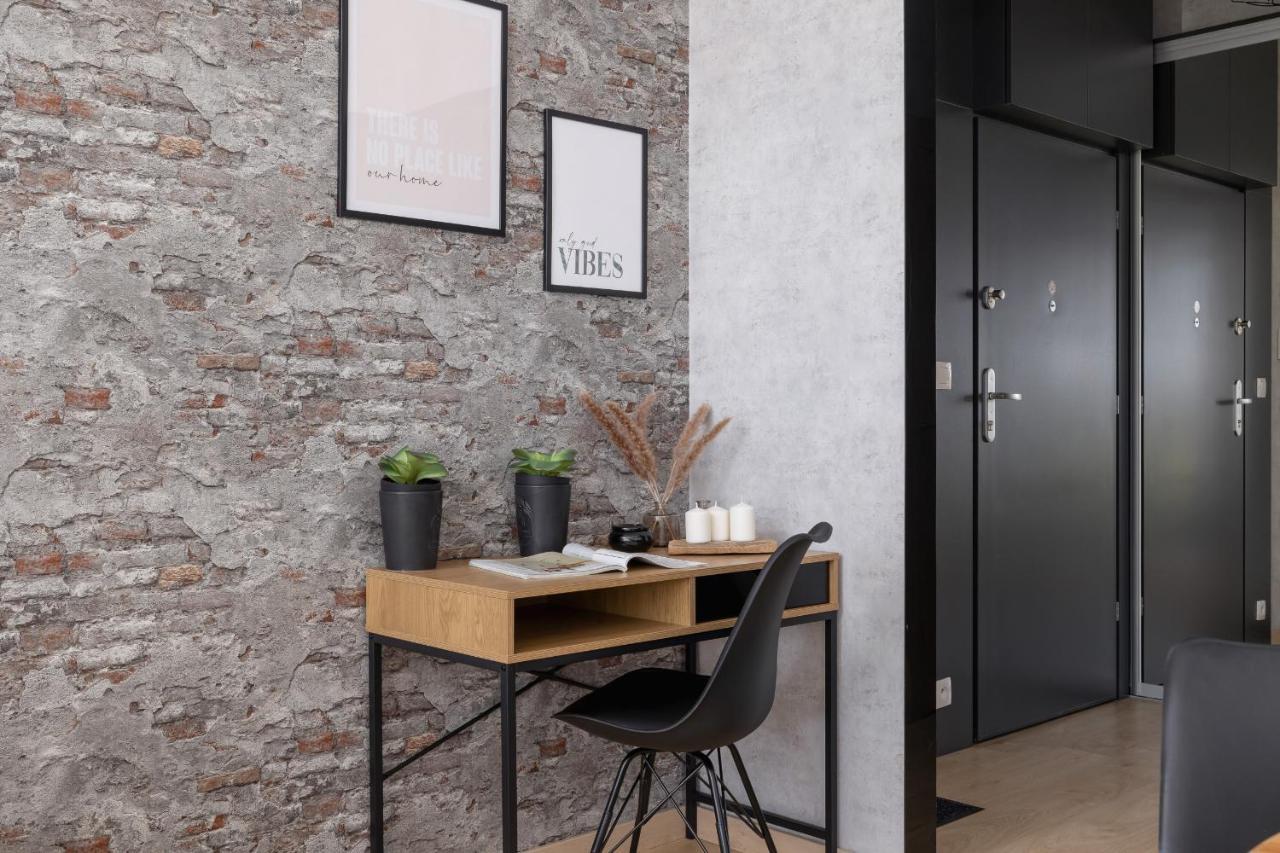 Krakow Studio With Parking & Terrace Near Zalew Bagry By Renters Prestige Exterior foto